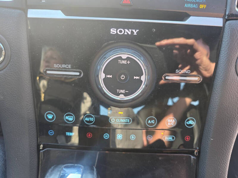 2017 Ford Taurus Limited