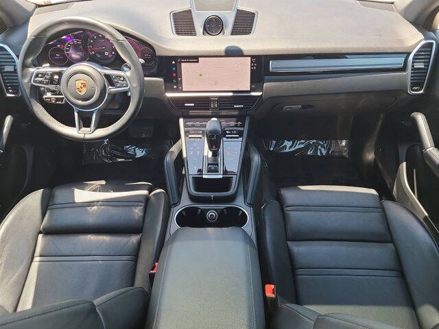 2023 Porsche Cayenne