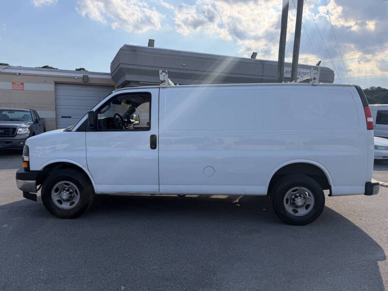 2017 Chevrolet Express 2500