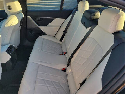 2026 BMW 5 Series 530i