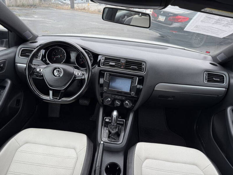 2016 Volkswagen Jetta 1.8T Sport