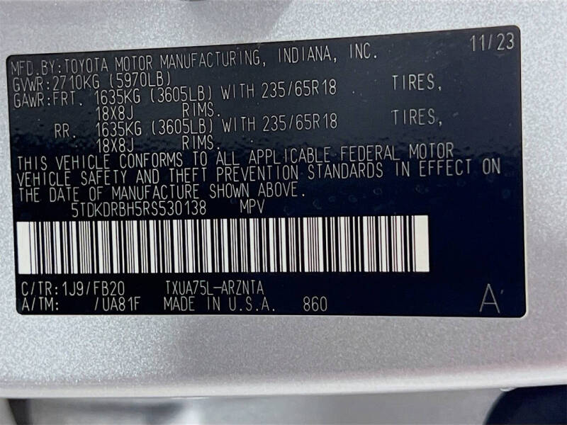 2024 Toyota Highlander LE