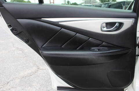 2021 Infiniti Q50 Luxe