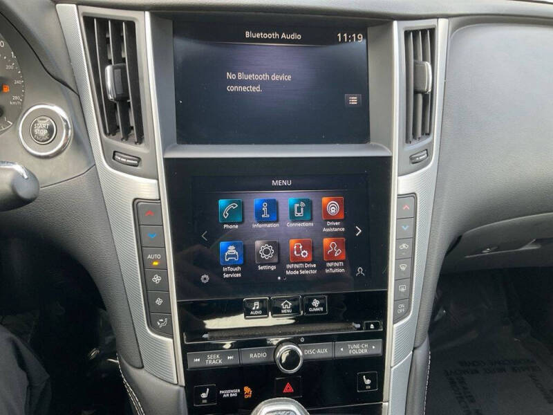 2022 Infiniti Q50 Luxe