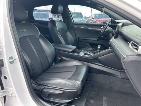 2022 Kia K5