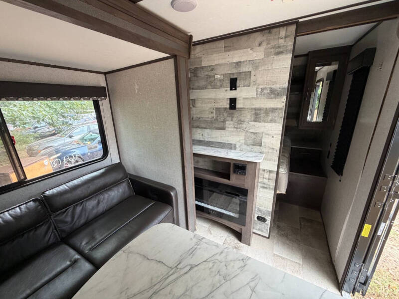 2021 Coleman Lantern