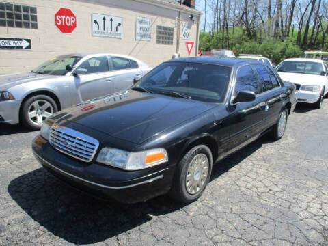 2005 Ford Crown Victoria for sale at Expressway Motors in Middletown OH