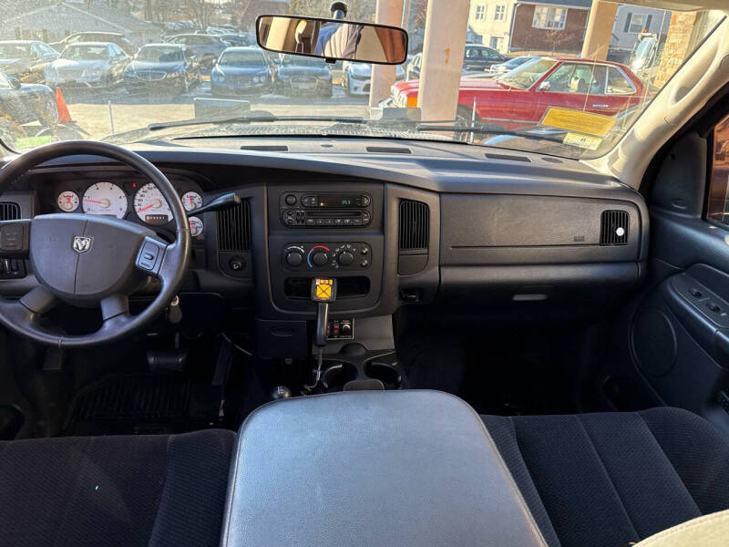 2004 Dodge Ram 3500 SLT