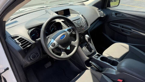 2016 Ford Escape S
