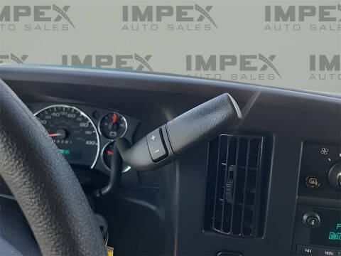 2023 GMC Savana 2500