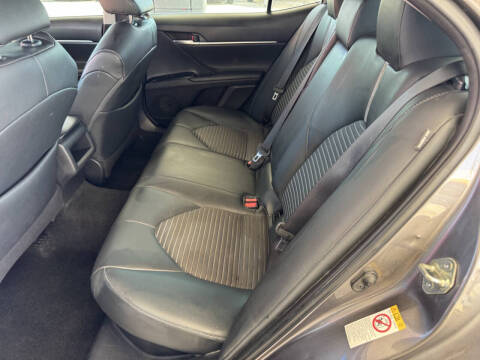 2018 Toyota Camry Hybrid SE