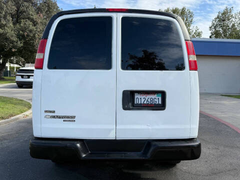 2012 Chevrolet Express 2500