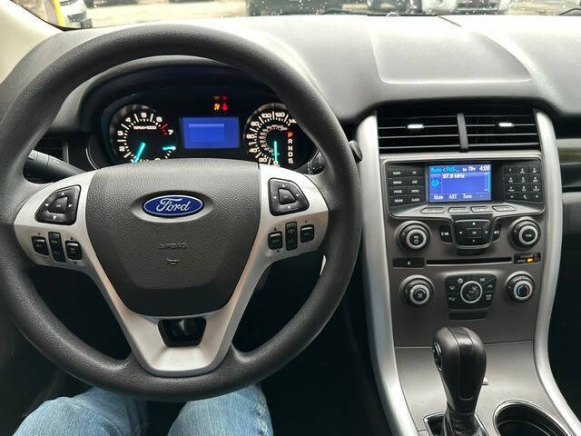 2013 Ford Edge SE