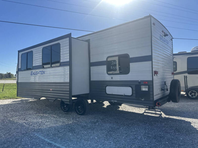 2021 Gulfstream Enlighten