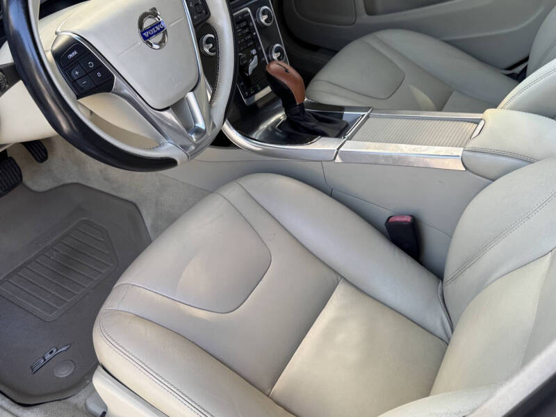 2015 Volvo V60 T5 Drive-E Premier