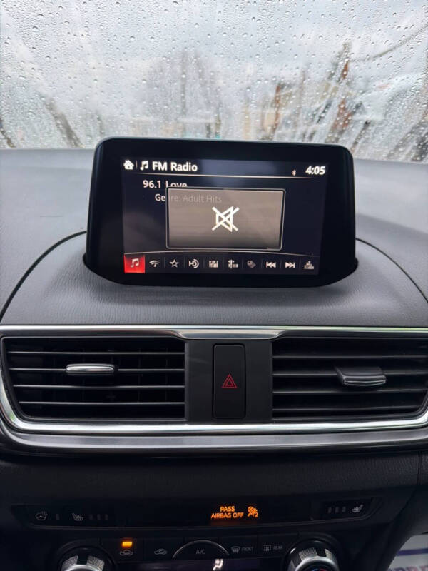 2018 Mazda MAZDA3 Grand Touring