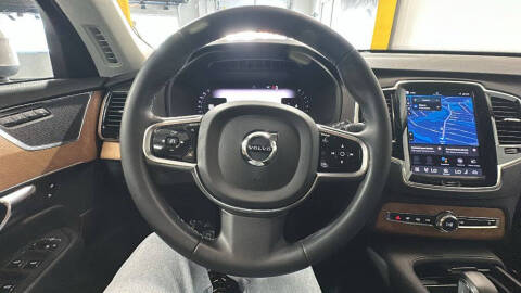 2023 Volvo XC90 B5 Plus Bright Theme