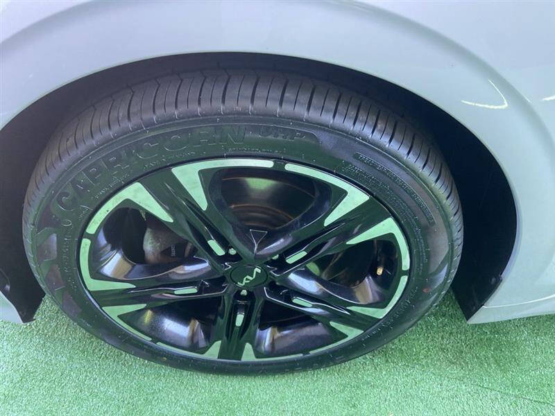 2022 Kia K5
