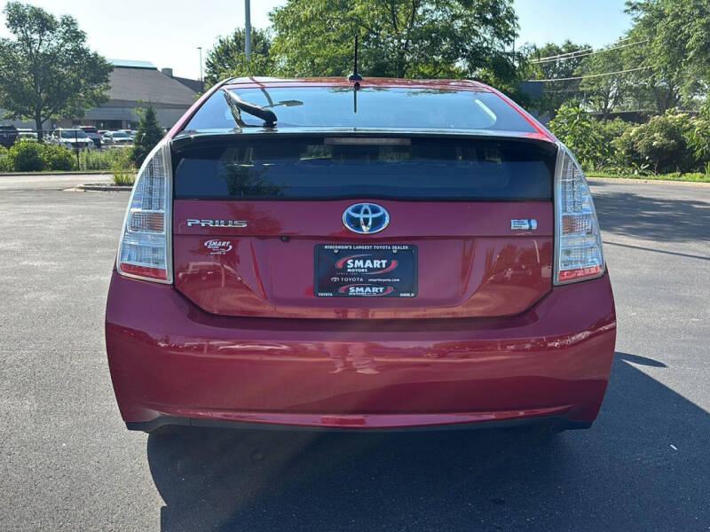 2010 Toyota Prius III