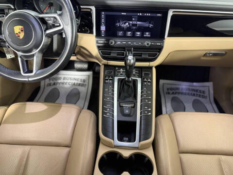 2020 Porsche Macan S