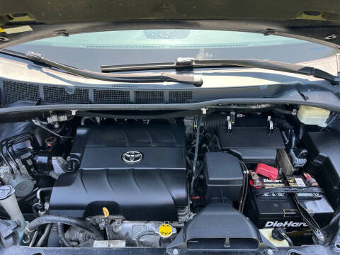 2016 Toyota Sienna Limited 7-Passenger