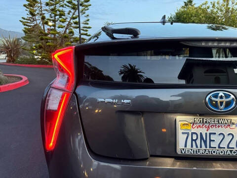 2016 Toyota Prius Three Touring