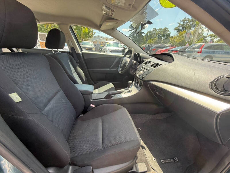 2011 Mazda MAZDA3 i Touring