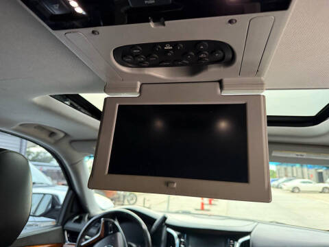 2015 Cadillac Escalade Luxury