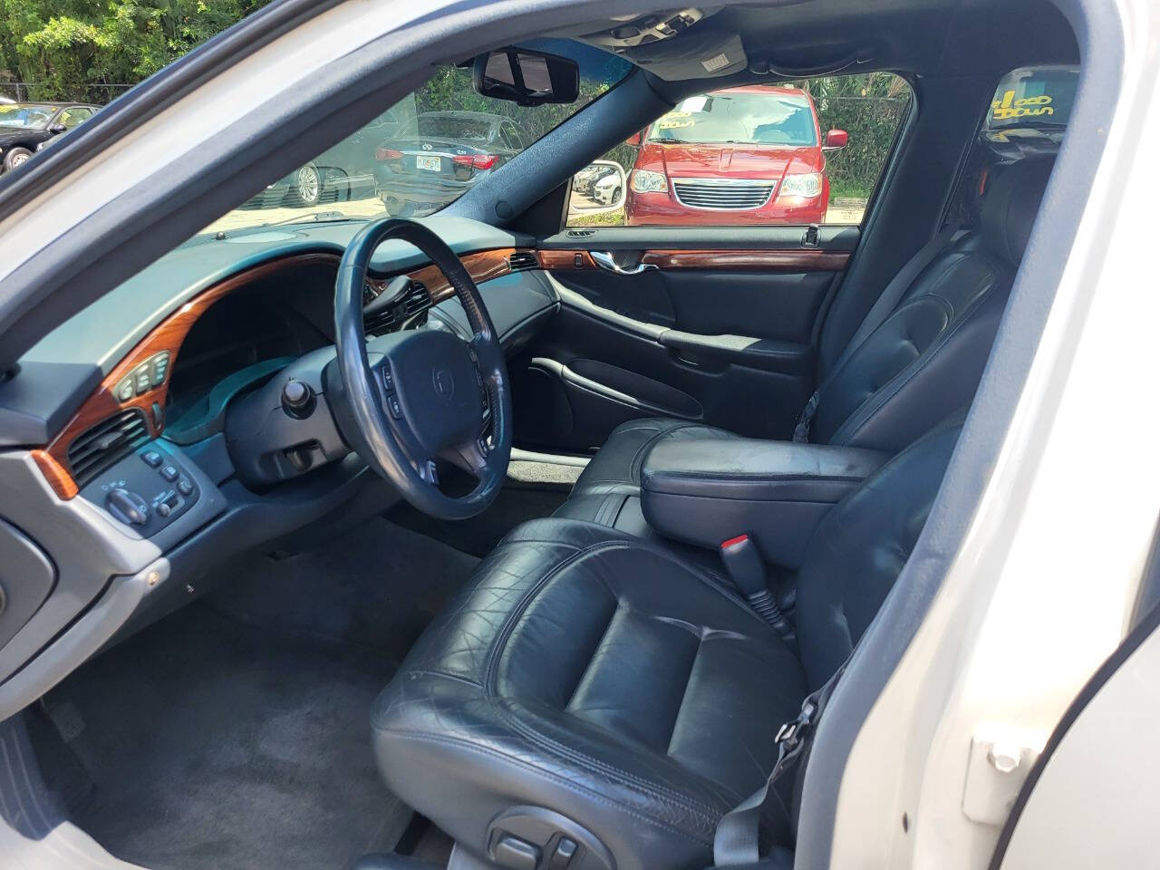 2000 Cadillac Deville Professional for sale at FAMILY AUTO BROKERS in Longwood, FL