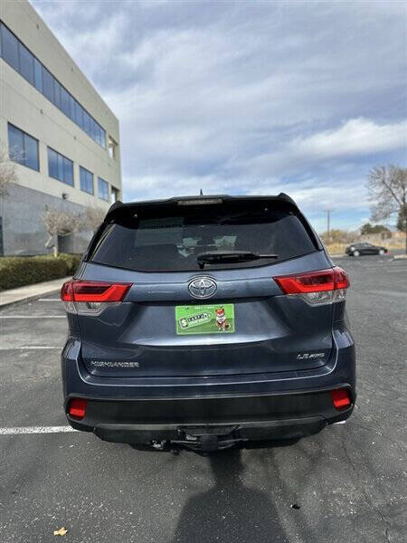 2017 Toyota Highlander LE Plus