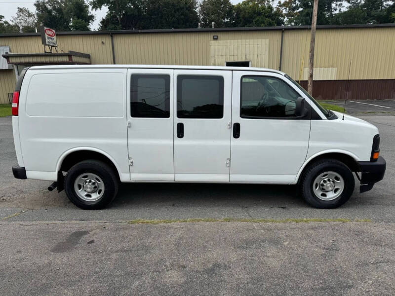 2017 Chevrolet Express 2500