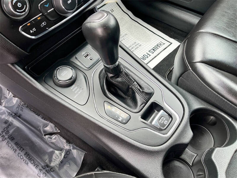 2021 Jeep Cherokee Latitude Plus