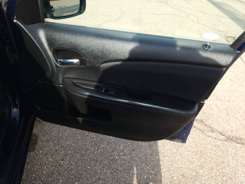 2013 Chrysler 200 LX