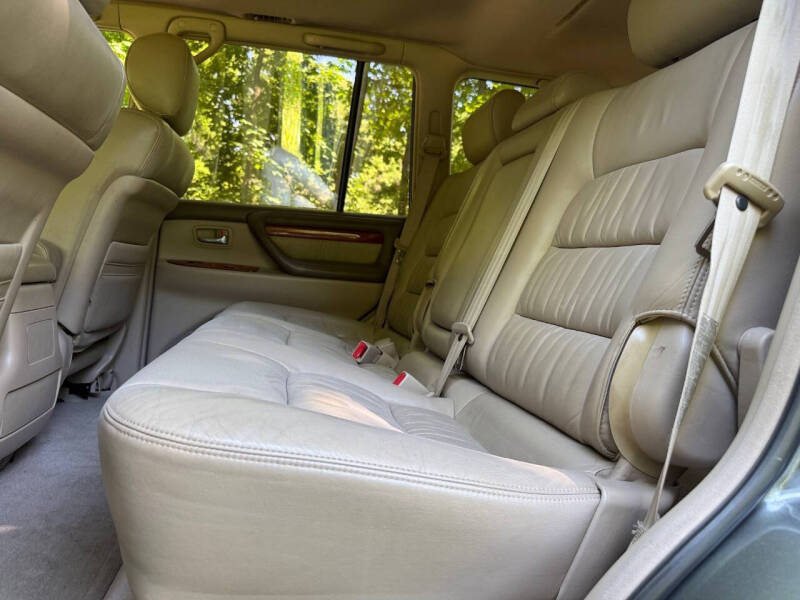2000 Lexus LX 470