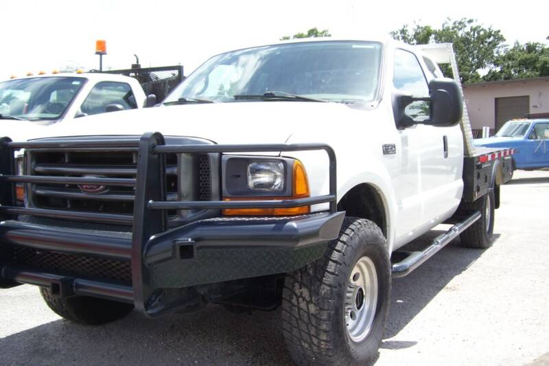 2000 Ford F-350 Super Duty for sale at buzzell Truck & Equipment in Orlando FL