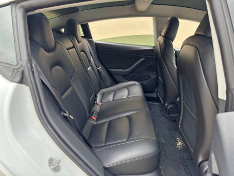 2019 Tesla Model 3 Standard Range Plus