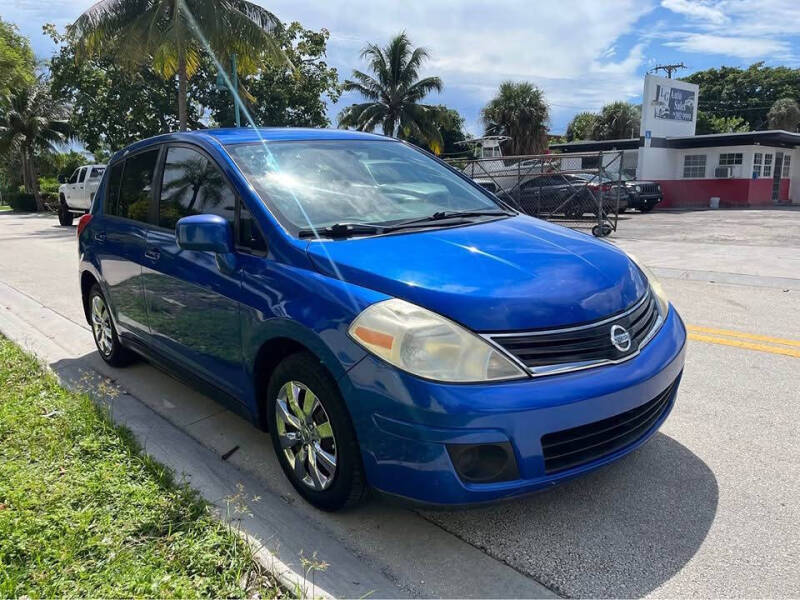 2011 Nissan Versa 1.8 S