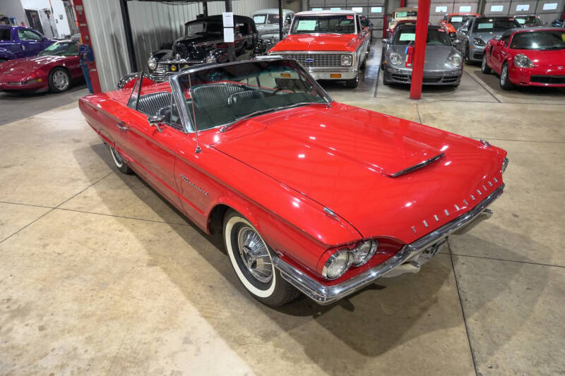 1964 Ford Thunderbird