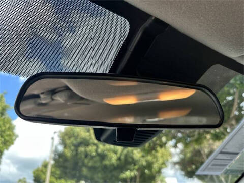 2023 Nissan Versa SV