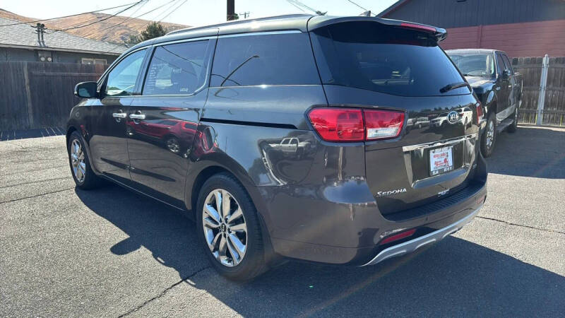 2015 Kia Sedona SX Limited