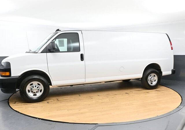 2024 Chevrolet Express 3500