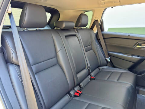 2024 Nissan Rogue SL