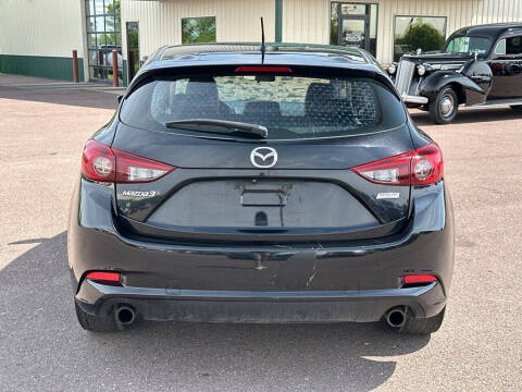 2018 Mazda MAZDA3 Touring