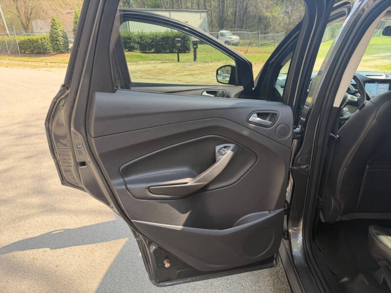 2016 Ford Escape SE