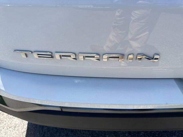 2023 GMC Terrain AT4