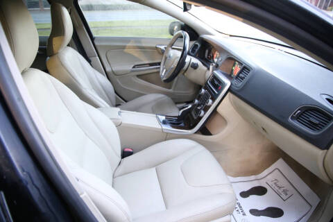 2016 Volvo V60 T5 Drive-E Premier