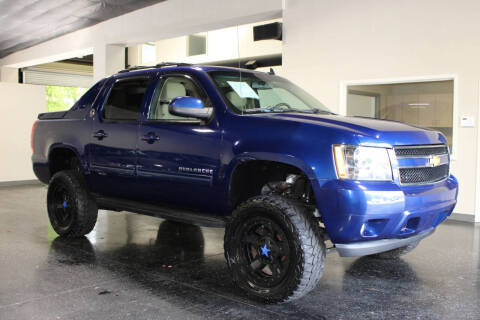 2013 Chevrolet Avalanche LS Black Diamond