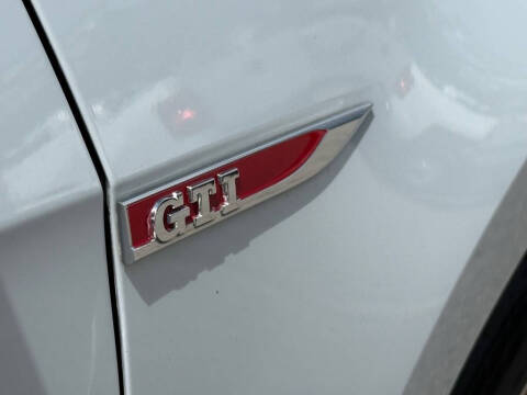 2018 Volkswagen Golf GTI S