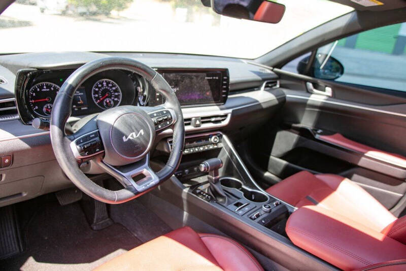 2024 Kia K5