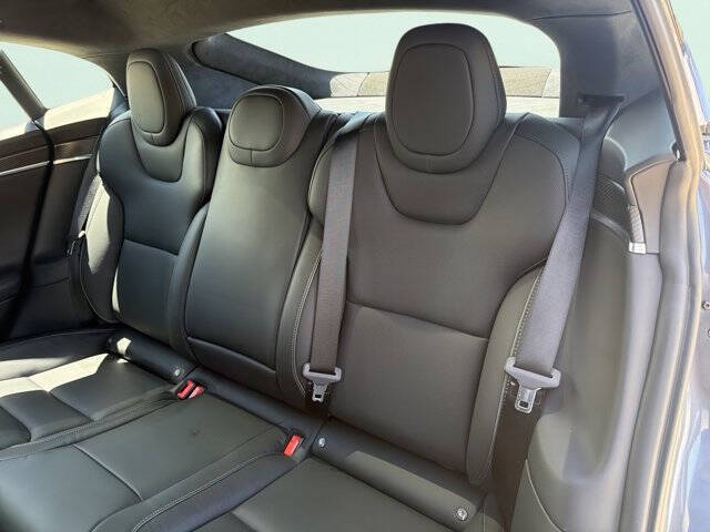 2022 Tesla Model S Plaid